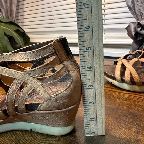 OTBT Nomadic Leather Hickory Women’s Sandals Size 9.5 - Picture 9 of 10